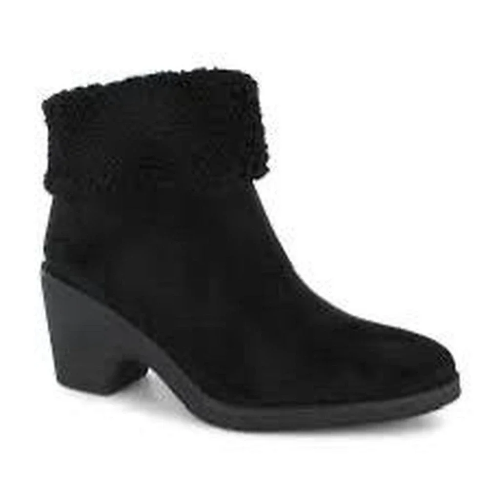 Aerosoles Black faux suede ankle boots